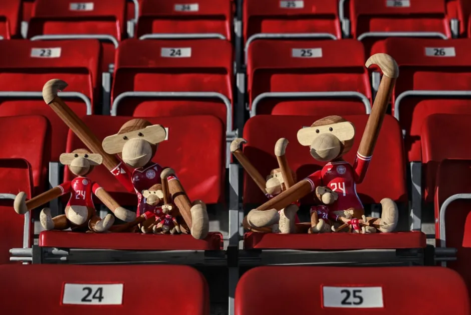 Figurer & Skulpturer<Kay Bojesen Abe x DBU Herre 2024 mini teak/limba