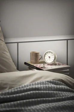 Ure & Vejrstationer<Arne Jacobsen Clocks AJ Bankers bordur hvid/hvid, Ø 11 cm, alarm