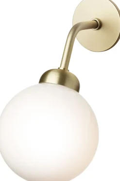 Væglamper<Nuura Apiales Wall Hard-wired, brushed brass / opal