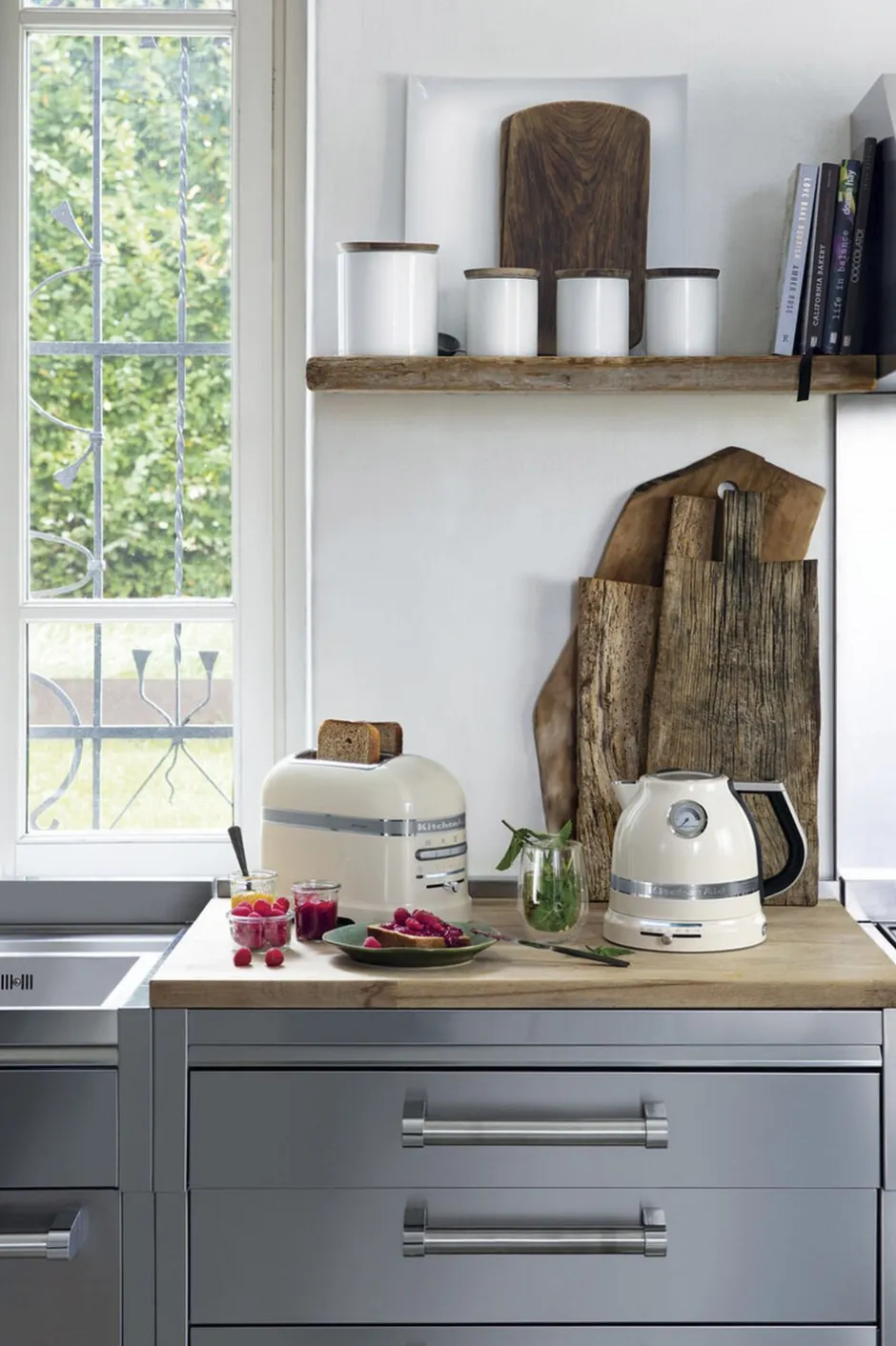 Køkkenmaskiner<KitchenAid Artisan elkedel 1,5 liter Creme