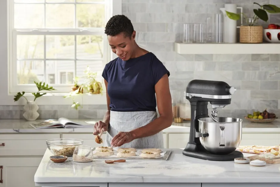 Køkkenmaskiner<KitchenAid Artisan røremaskine, 6,6 l Mat black