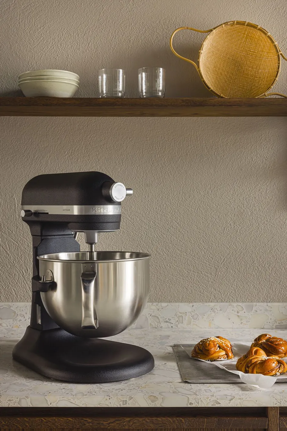 Køkkenmaskiner<KitchenAid Artisan røremaskine, 6,6 l Cast iron black