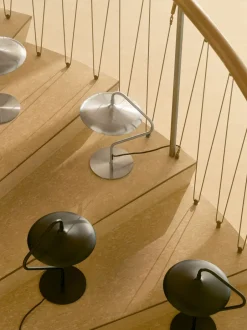 Bordlamper<DFTP ARTIST TABLE LED STAINLESS STEEL