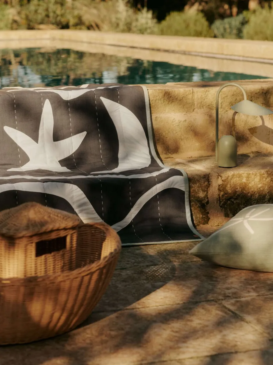 Bordlamper|Trådløse Lamper<Ferm Living Arum Portable Lamp - Tea Green