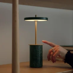 Loftlamper<UMAGE Asteria Move Mini