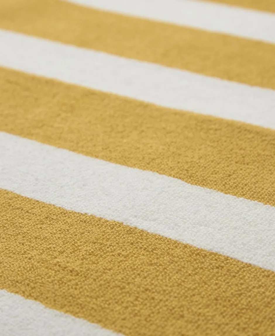 Håndklæder<Magasin du Nord Collection Beach towel 100x180 old gold/starwhite stripe GOTS