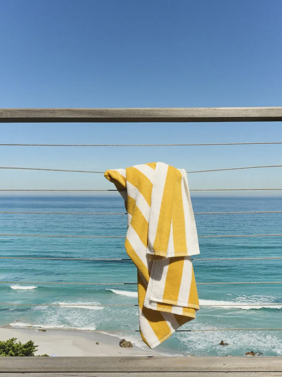Håndklæder<Magasin du Nord Collection Beach towel 100x180 old gold/starwhite stripe GOTS