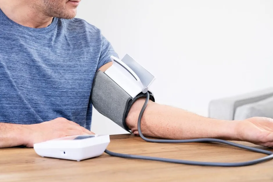 Elektronik<Beurer Blodtryksmåler easyClip til overarmen BM 51