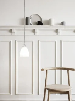 Pendler<Fritz Hansen Caravaggio P1 Opal, glass