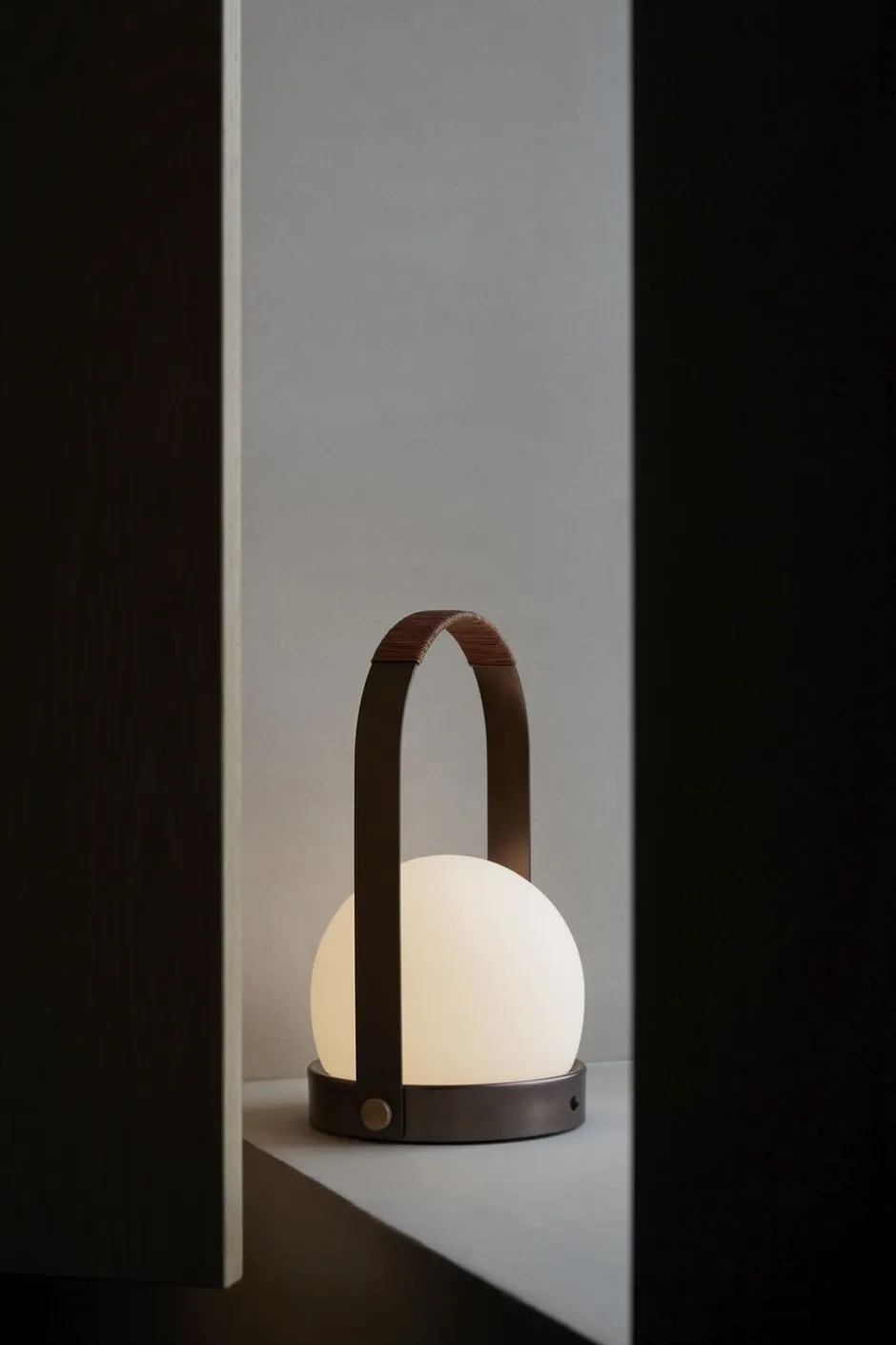 Trådløse Lamper<Audo Copenhagen Carrie Portable Table Lamp Bronzed brass