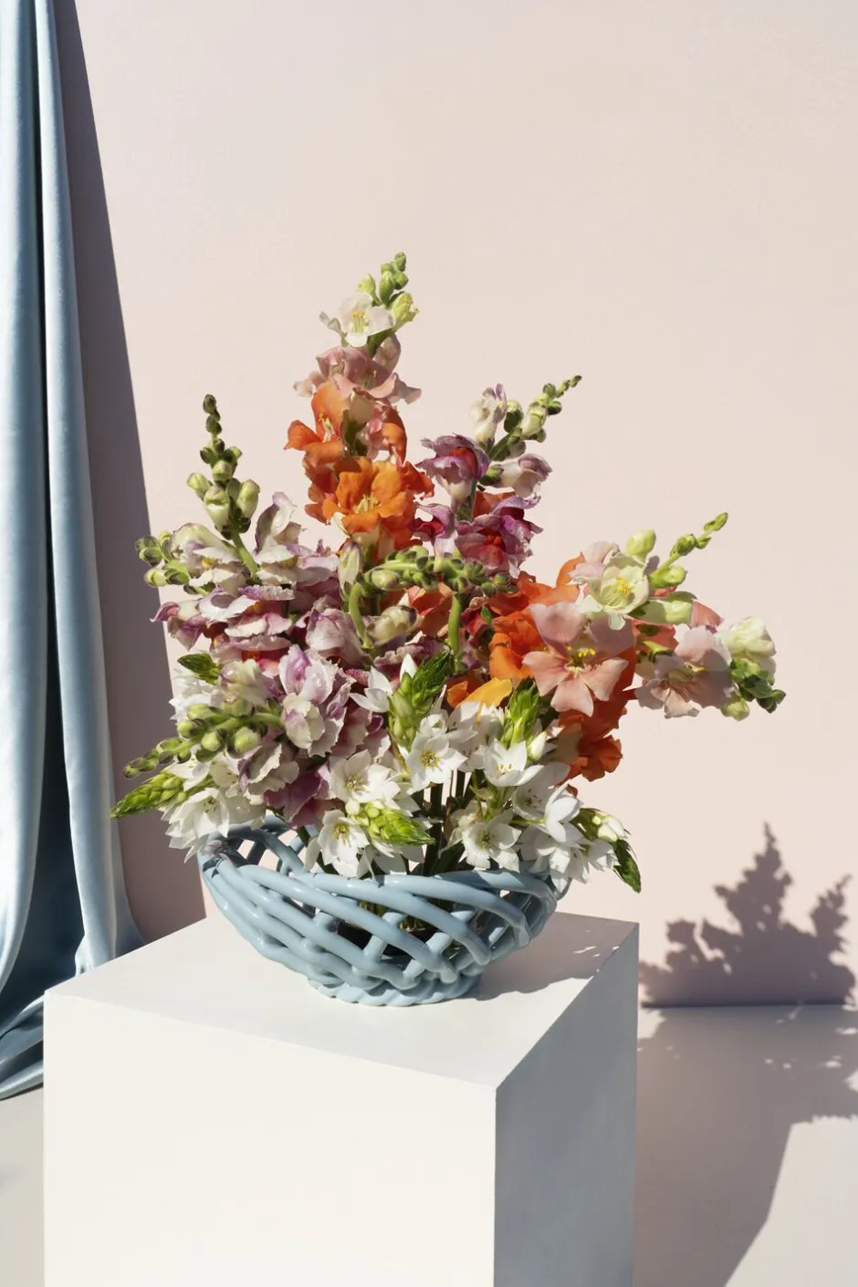 Figurer & Skulpturer<OCTAEVO CERAMIC BASKET SICILIA SMALL LIGHT BLUE