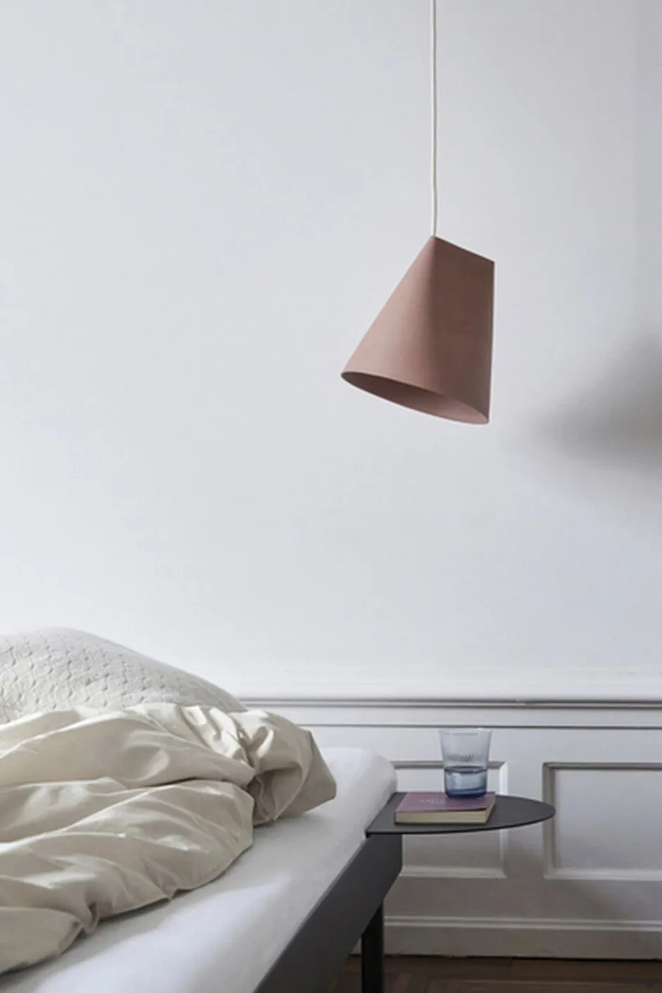Pendler<Moebe Ceramic Pendant, Wide Terracotta