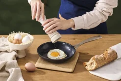 Gryder & Pander<Le Creuset Ceramic stegepande 20 cm
