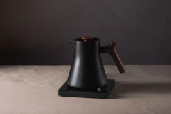 Køkkenmaskiner<Fellow Corvo EKG Pro 0. 9L Matte Black + Walnut Handle