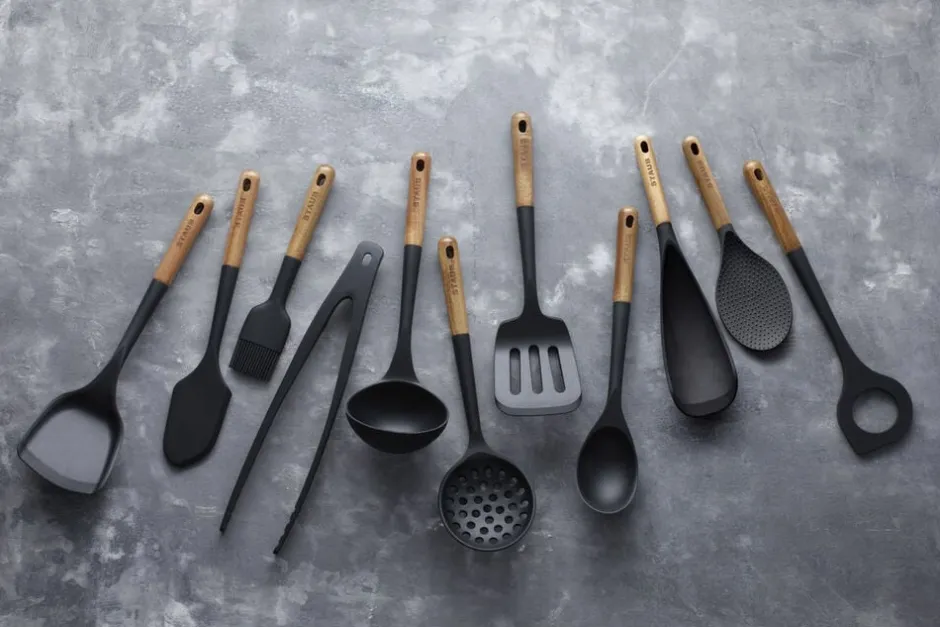 Bageartikler<Staub Dejskraber, 30 cm