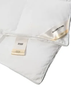 Dyner<Magasin du Nord Collection Diamant Gåsedunsdyne - Varm 140x220 cm.