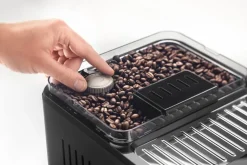 Kaffe & Te<Delonghi ECAM450. 86