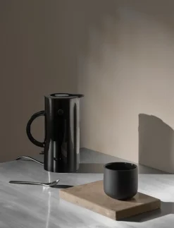 Køkkenmaskiner<Stelton EM77 elkedel (EU) 0.5 l. black