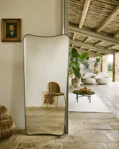 Bordlamper<Gubi F.A. 33 Rectangular Wall Mirror Brass Large 146x69 cm
