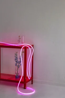 Lyskæder<Studio About FLEX TUBE, 5 M, BRIGHT PINK