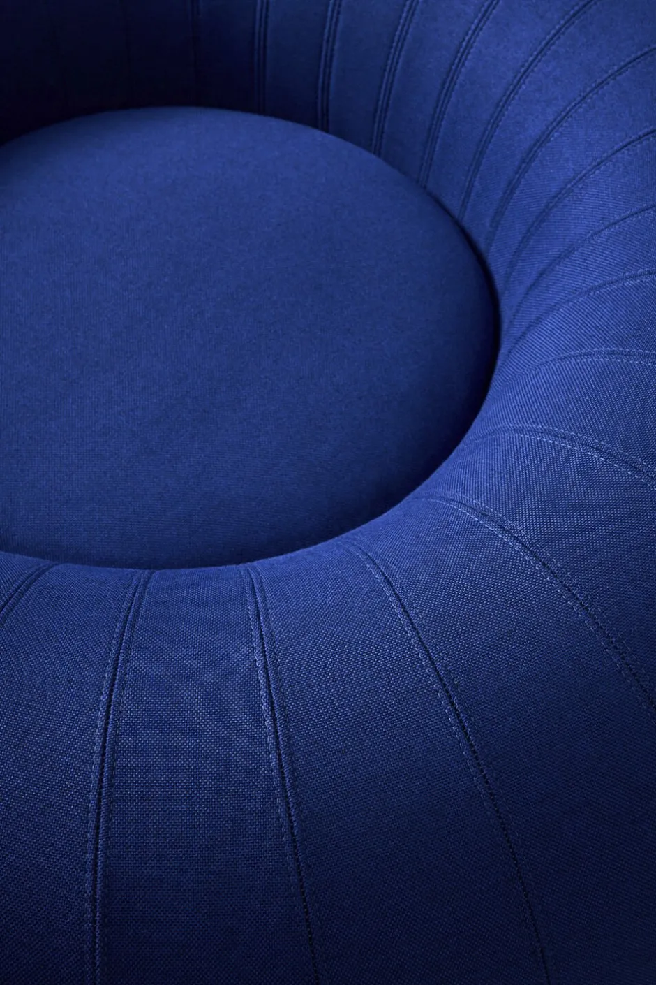 Møbler<Studio About FLOAT, LARGE, DARK BLUE