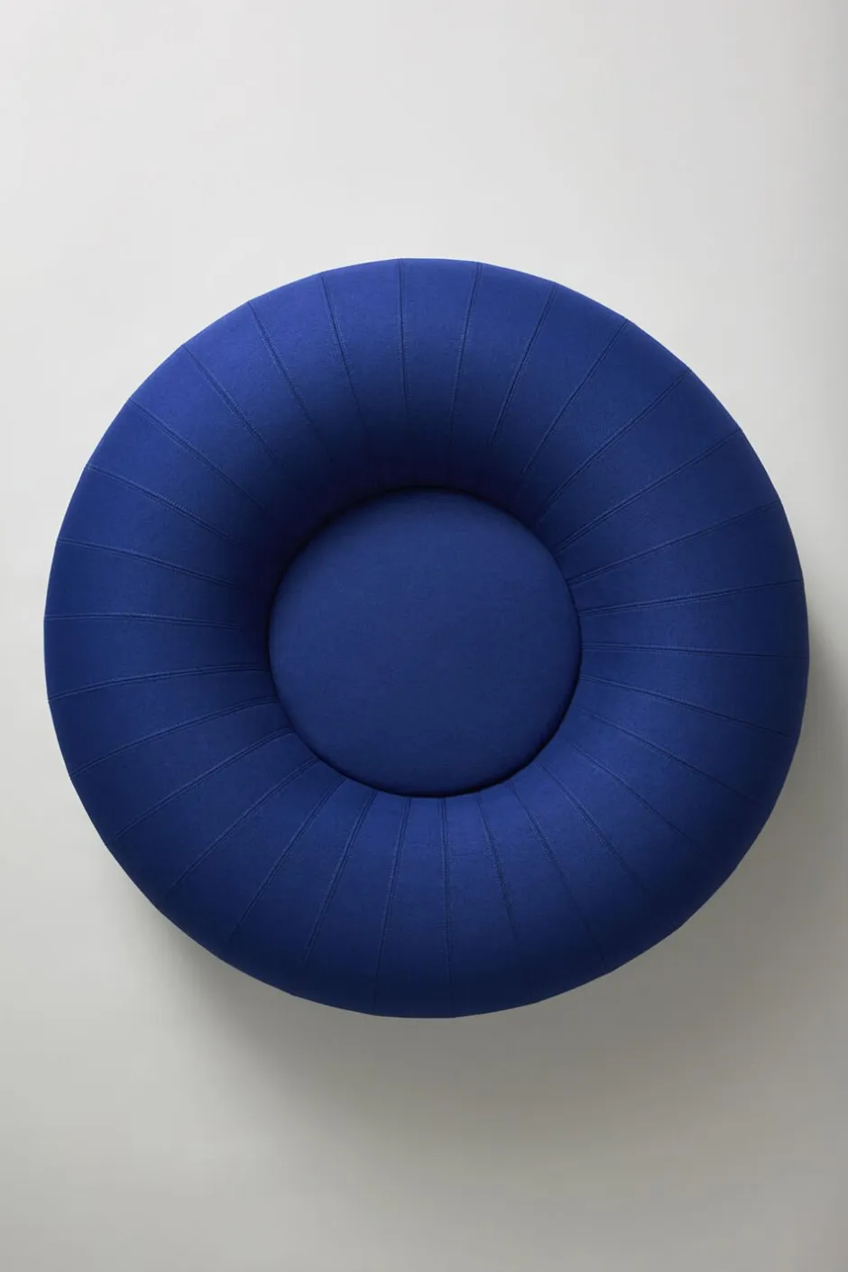 Møbler<Studio About FLOAT, LARGE, DARK BLUE