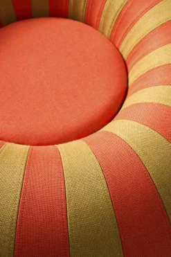 Møbler<Studio About FLOAT, SMALL, OCHRE/RED
