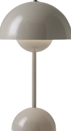 Bordlamper|Trådløse Lamper<&Tradition Flowerpot Portable Lamp VP9, Magnetic Charger Grey beige