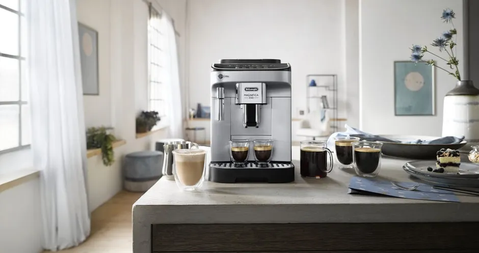 Kaffe & Te<Delonghi Full auto ECAM 290.31. SB