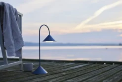 Trådløse Lamper<Frandsen Grasp Portable Table Lamp H47 Matt petroleum