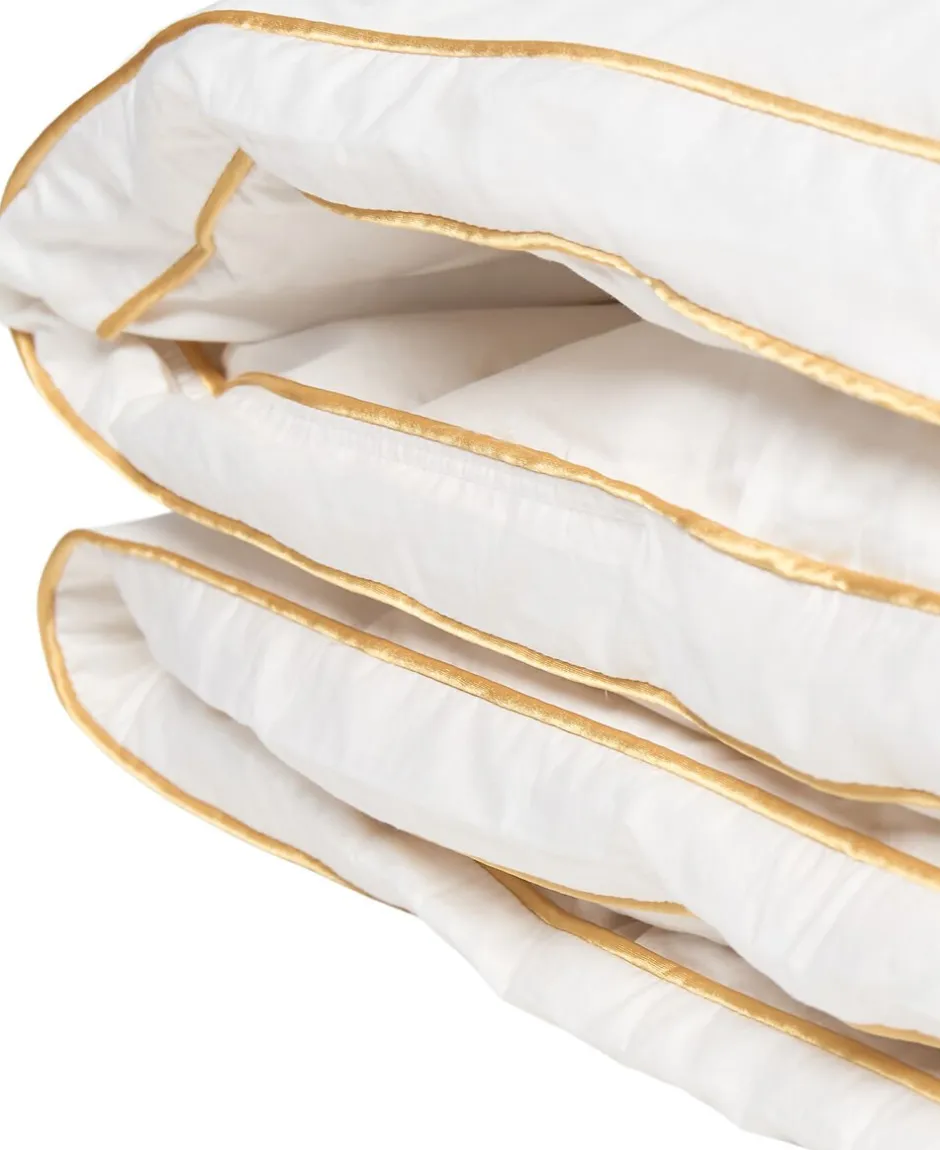 Dyner<Magasin du Nord Collection Guld Moskusdun Dyne - Lun 140x200 cm.
