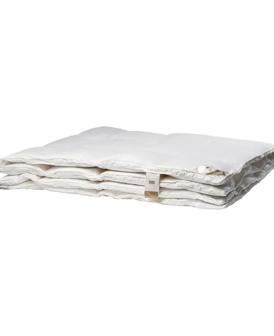 Dyner<Magasin du Nord Collection Guld Moskusdun Dyne - Varm 240x220 cm.