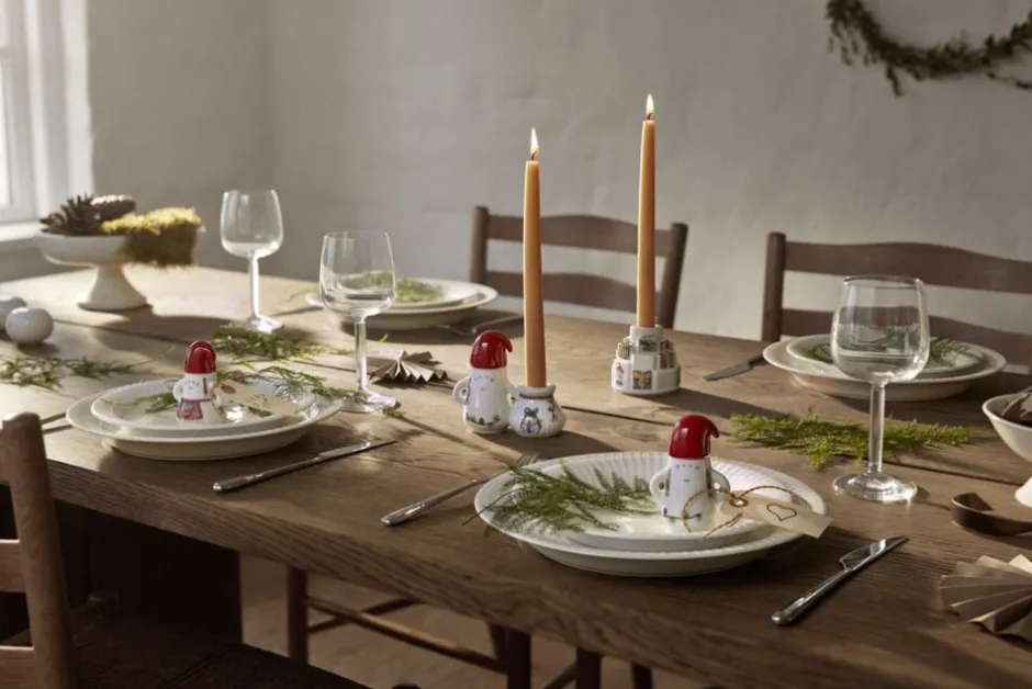 Julepynt<Kähler Hammershøi Christmas Gaver lysestage Ø7. 5 cm hvid m. deko