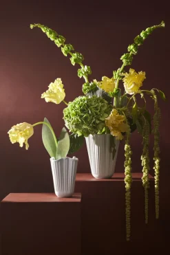 Vaser & Urtepotteskjulere<Kähler Hammershøi Unfold Vase H16. 5 cm hvid
