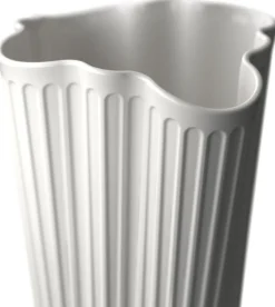 Vaser & Urtepotteskjulere<Kähler Hammershøi Unfold Vase H16. 5 cm hvid