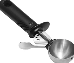 Køkkenartikler<OXO Isske med udskyder