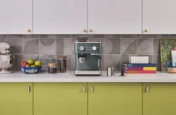 Kaffe & Te<KitchenAid halvautomatisk espressomaskine-5KES6551EJP