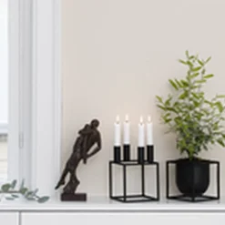 Adventsstager<Audo Copenhagen Kubus 4, Candle Holder, Black