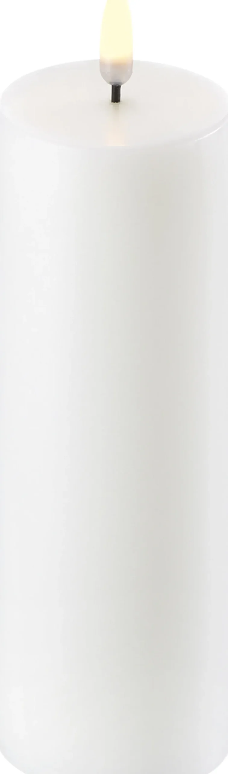 Lys & Lysestager|Elektriske Julelys<Uyuni LED Pillar Candle - Nordic White - 5,8 x 15 cm
