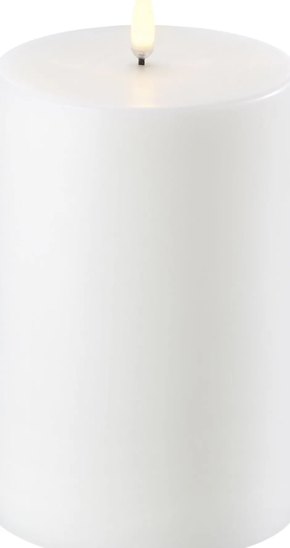 Lys & Lysestager|Elektriske Julelys<Uyuni LED Pillar Candle - Nordic White - 10,1 x 15 cm