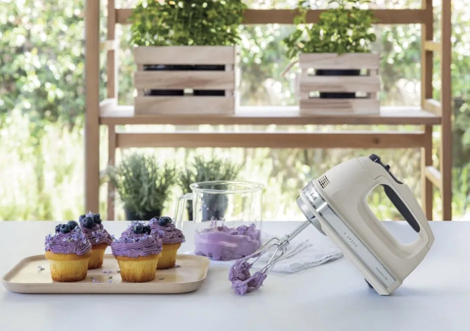 Køkkenmaskiner<KitchenAid Midline Håndmixer, 9 hastigheter Creme