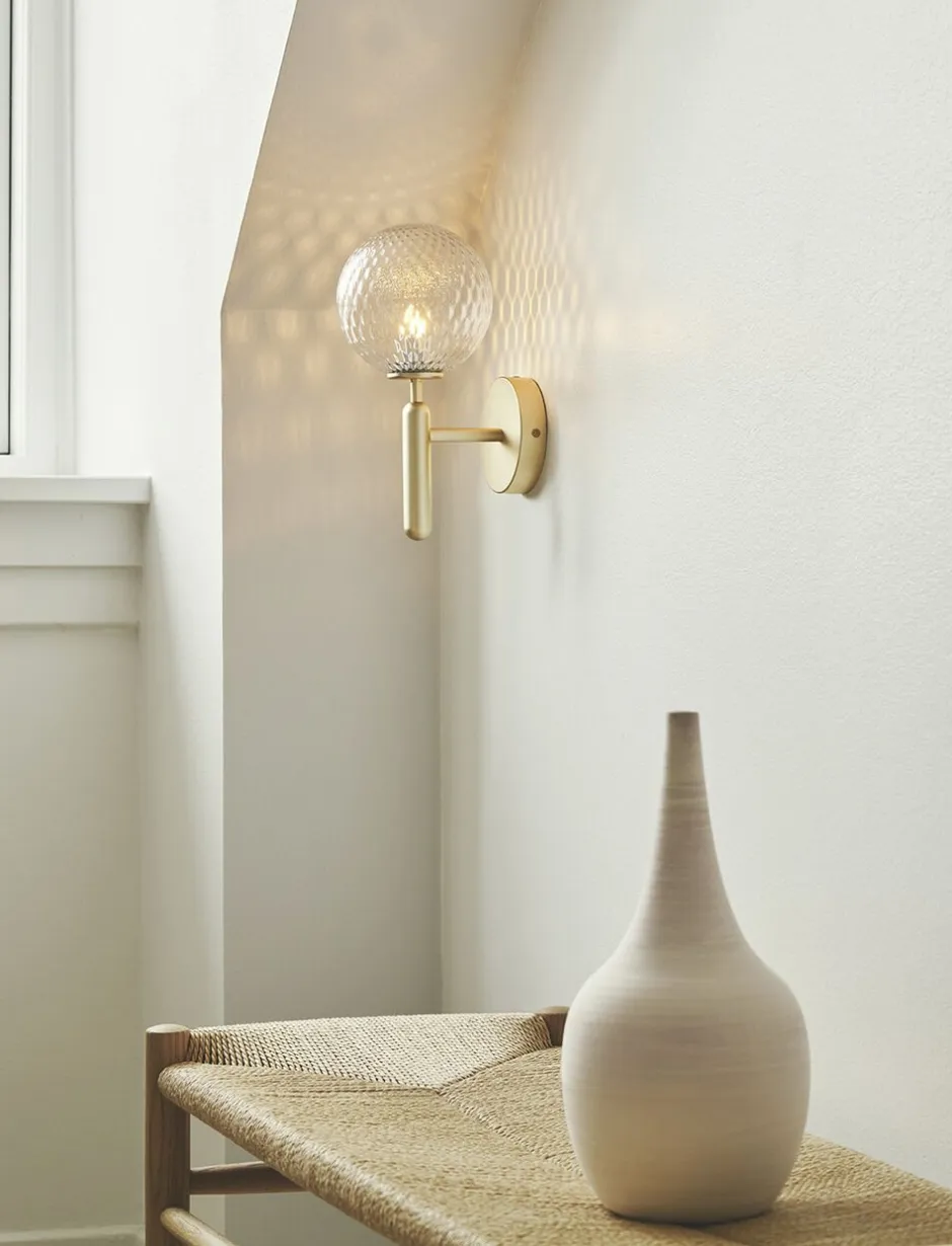 Væglamper<Nuura Miira Wall, brass / optic clear