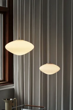 Pendler<&Tradition Mist Pendant AP15, Matt White, Glass