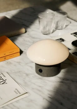 Trådløse Lamper<&Tradition Mist Portable Lamp AP21 Grigio Caldo base