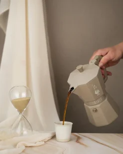 Kaffe & Te<Bialetti Moka Exclusive espressokande, 6 kop Induction