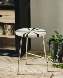 Møbler<Nordal MORICE stool, low - black/ivory