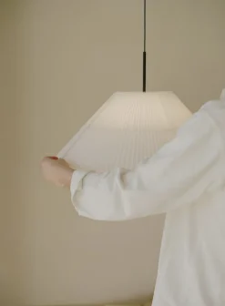 Pendler<New Works Nebra Pendant, Small Ø400-700, White
