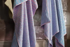 Håndklæder<Juna Nuance Håndklæde 70x140 cm lys blå/rosa