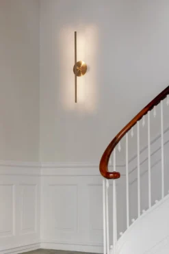 Væglamper<UMAGE Omni wall lamp