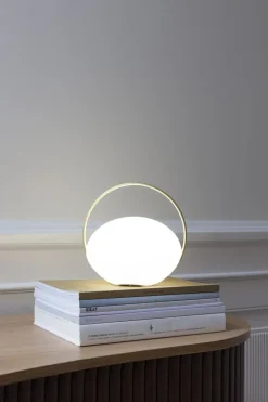 Bordlamper<UMAGE Orbit portable lamp